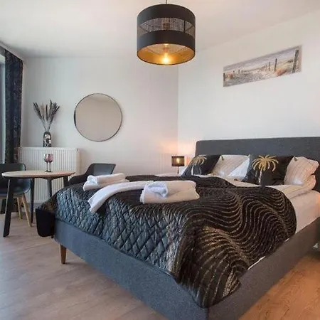 Apartment Luxurious For 3 People In