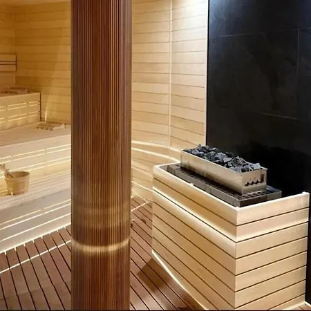 Luxurious For 3 People In Apartment *