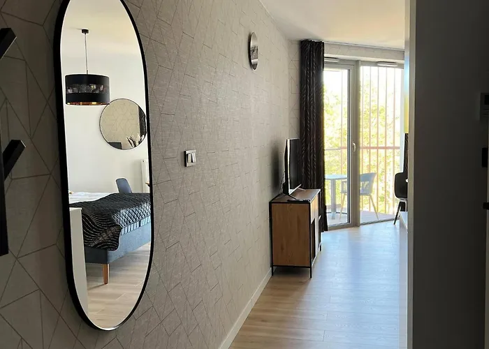 Luxurious For 3 People In Appartamento Pobierowo