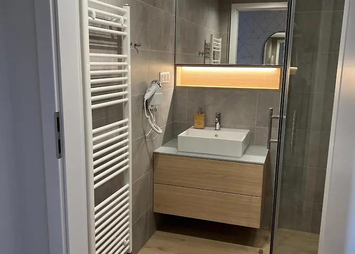 Luxurious For 3 People In Appartamento Pobierowo